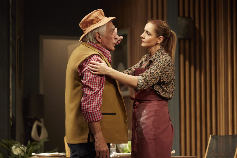 Clotilde Courau au théâtre des Nouveautés lors des répétitions de la pièce Une situation délicate mise en scène par Ladislas Chollas.